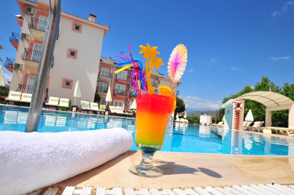 Hotel Pelin Фетхіє Екстер'єр фото